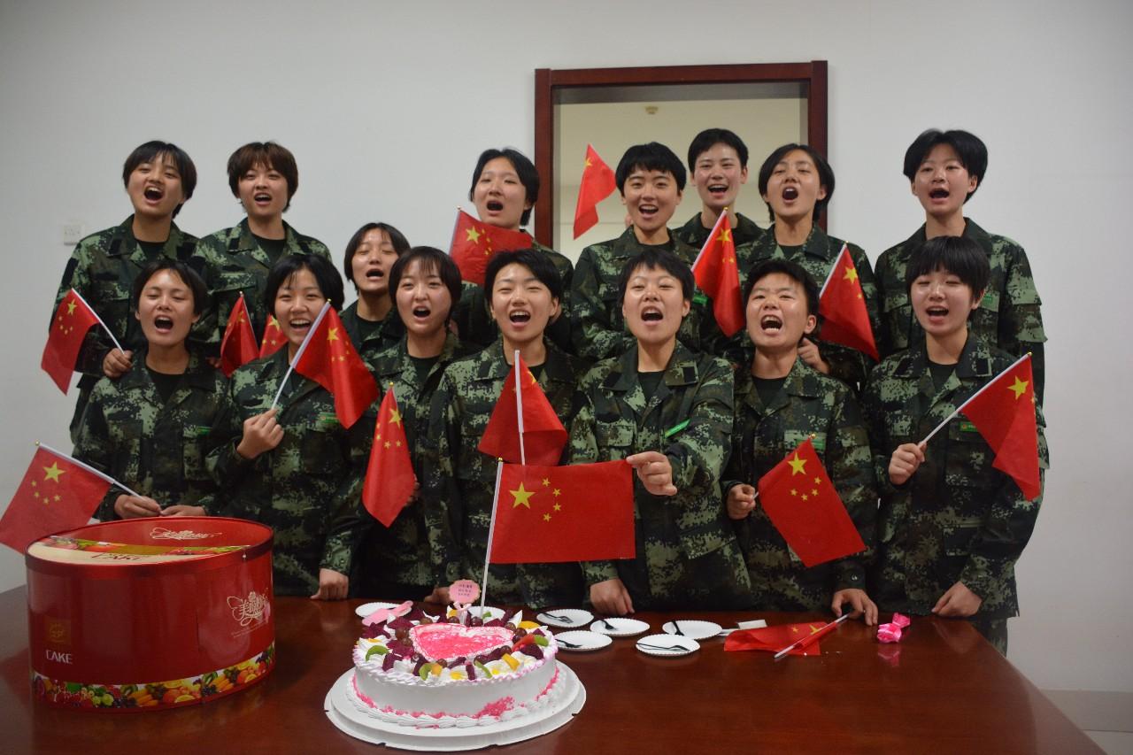 武警老兵打新兵,反思与探讨,武警老兵打新兵事件,深度反思与探讨