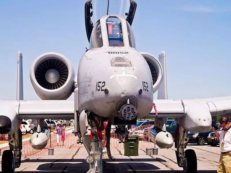 海湾战争中的A-10，空中力量的重要角色，海湾战争中A-10空中力量的关键角色