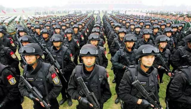 中国人民武装警察部队的历史演变与发展，中国人民武装警察部队的历史演变与成长之路