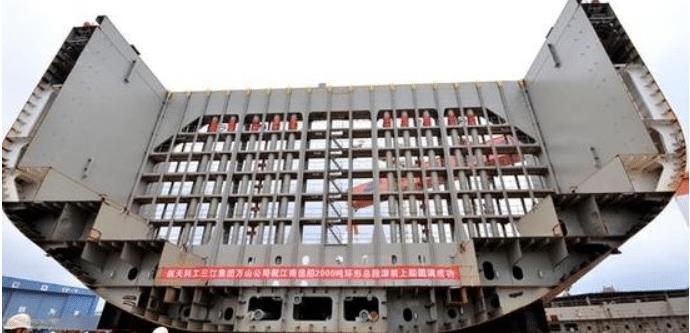 探索航空母舰组装的世界，从视频洞察巨大战舰的诞生，揭秘航空母舰组装过程，视频揭示巨大战舰诞生之旅