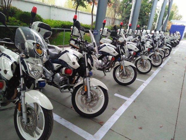 国宾队摩托车，百万价值的荣耀与责任，国宾队摩托车，百万价值的荣耀担当