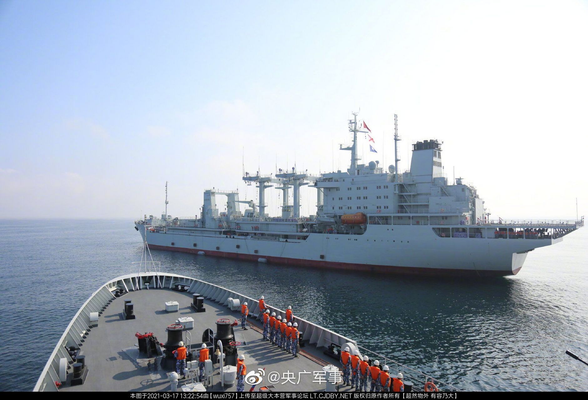 青海湖舰，中国海军的骄傲——纪念青海湖舰服役885周年，青海湖舰，中国海军荣耀的纪念——服役885周年庆典