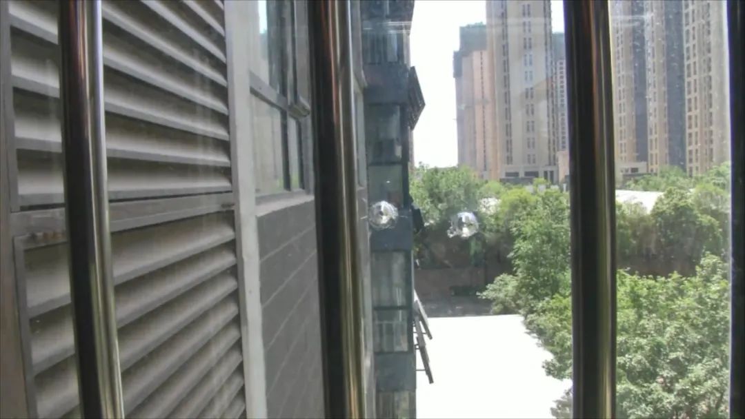 楼上微波枪打击楼下住户，现代社会的冲突与解决之道，楼上微波枪攻击楼下住户，现代冲突与解决策略