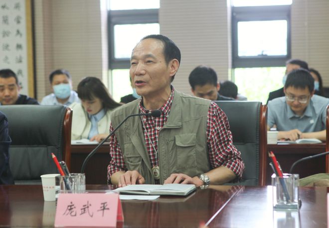 丁小宾图片，探索人物背后的故事与魅力，丁小宾图片，探索人物背后的故事与魅力之旅