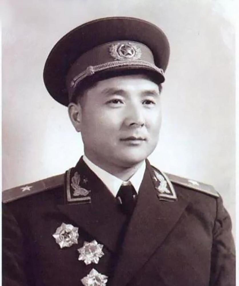 丁晓军将军的退休生活，荣耀与未来的新篇章，丁晓军将军的退休生活，荣耀岁月与未来新篇章的启航
