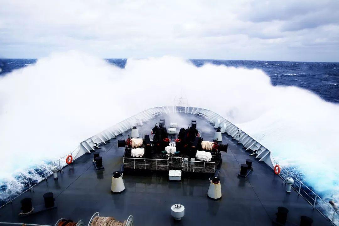 千岛湖舰护航，展现中国海军力量的骄傲时刻，千岛湖舰护航，中国海军力量的骄傲时刻