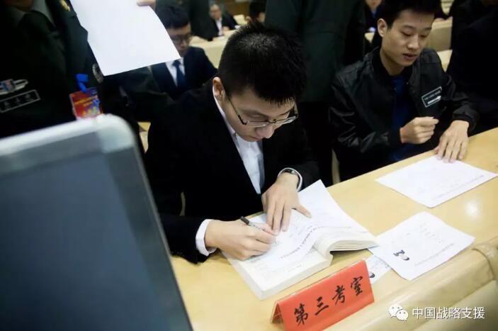 战略支援部队文职工作的艰辛与付出，战略支援部队文职工作的挑战与奉献
