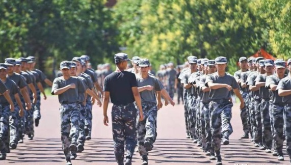 清华大学国防生难考吗？——探寻国防生与清华的缘分与挑战，清华大学国防生的缘分与挑战，入学难度解析与探寻挑战之路