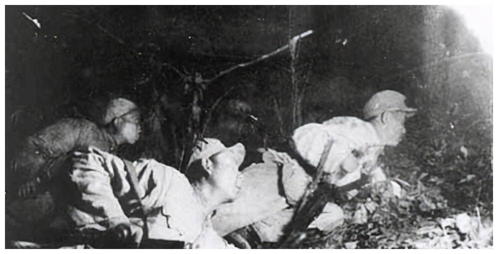 上甘岭战役中的段显峰是谁,上甘岭战役英雄段显峰揭秘