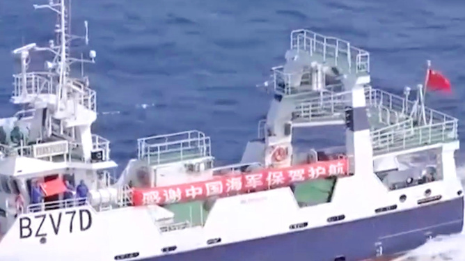 亚丁湾护航渔船，守护海洋安全的勇者之旅，亚丁湾护航渔船，勇者之旅守护海洋安全