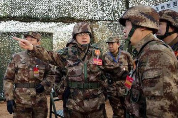 集团军与军长,军事组织中的层级关系解析,集团军与军长,军事组织层级关系深度解析