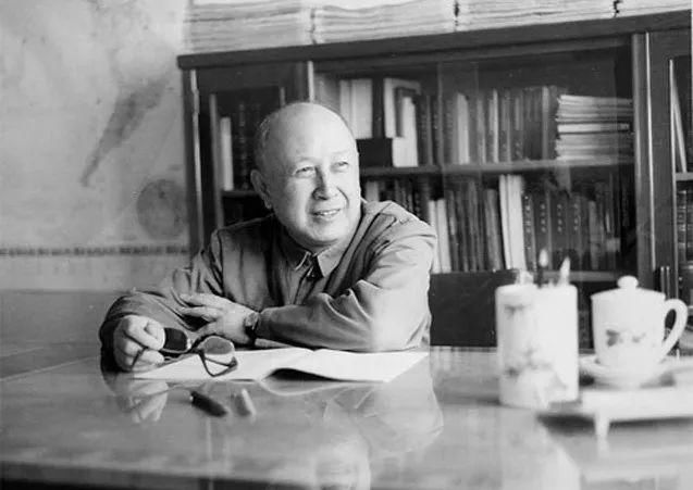 两弹一星中国航天之父到底是谁，揭秘两弹一星背后的中国航天之父是谁？