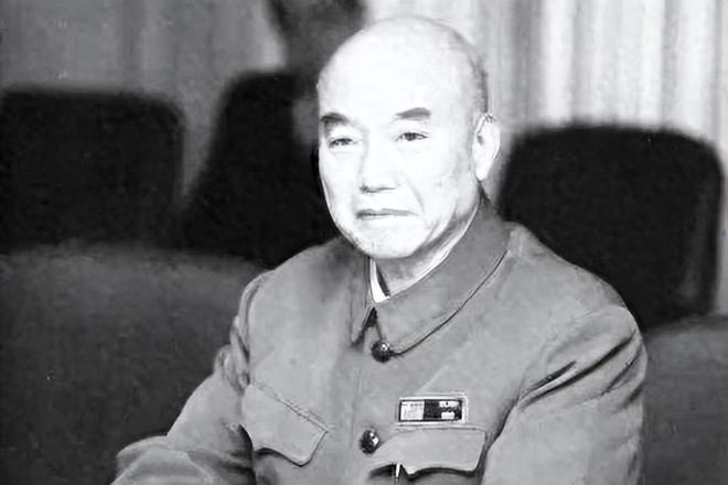 萧克子女数量之谜，历史背后的家庭故事，萧克子女数量之谜，历史背后的家庭传奇故事