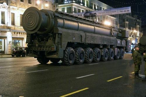 白杨M潜射型，探索新一代潜射导弹技术的先锋，白杨M潜射型，新一代潜射导弹技术的先锋探索