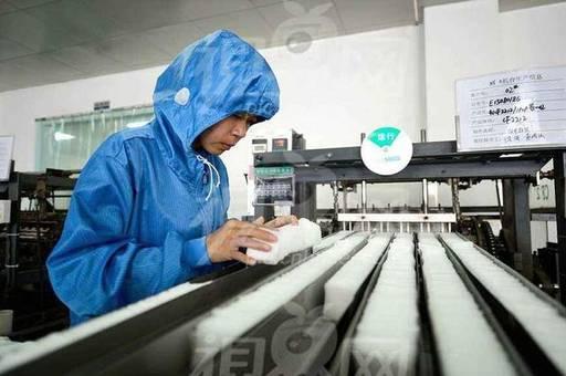 N95口罩的详细解析，形态、功能与应用，N95口罩全方位解读，形态、功能及应用