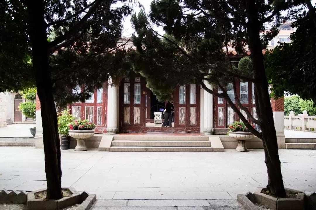 泉州小三酒店涉嫌违法经营被查处，泉州小三酒店涉嫌违法经营遭查处