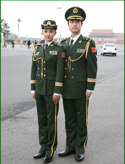 武警军官礼服，荣耀的象征与时代的印记，武警军官礼服，荣耀与时代的象征