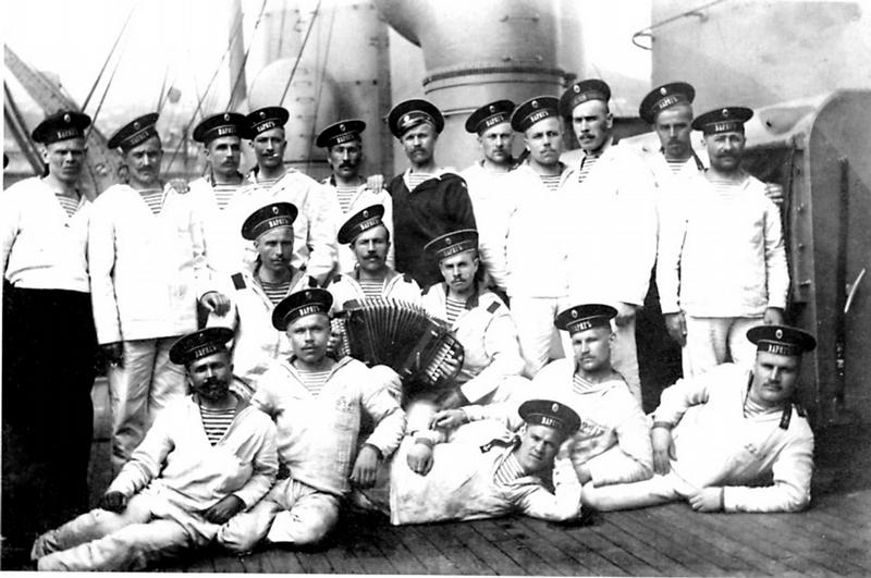 瓦良格巡洋舰英文简介,瓦良格巡洋舰英文简介概述