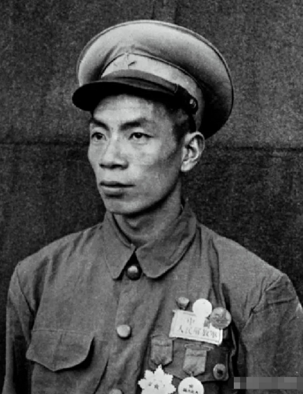 中国人民志愿军第一位特等功臣和特级战斗英雄——震撼人心的英勇传奇，中国人民志愿军首位特等功臣与特级战斗英雄，英勇传奇，震撼人心