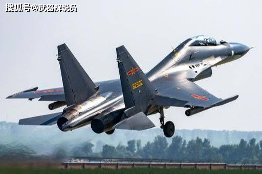 歼-16，中国空中力量的璀璨明珠，歼-16，中国空中力量的骄傲明珠