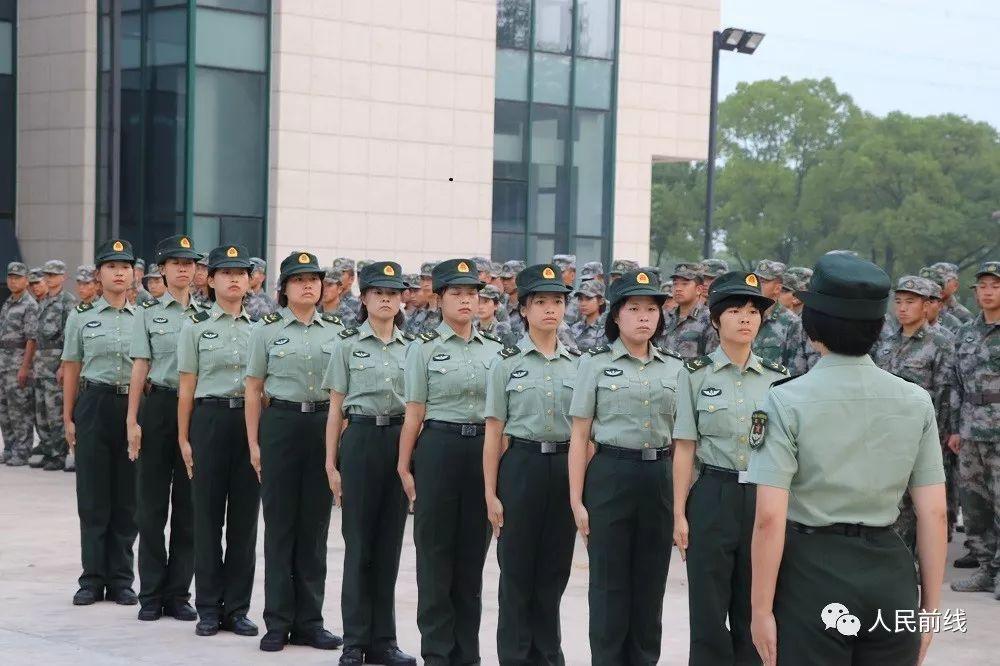 女兵队列表演视频，展现力量与荣耀的瞬间，女兵队列表演，力量与荣耀的展现瞬间