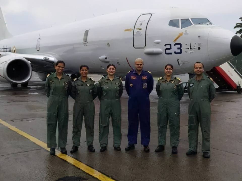 中国最美海军女兵壁纸图片的魅力与影响,中国海军女兵壁纸图片的魅力与影响力