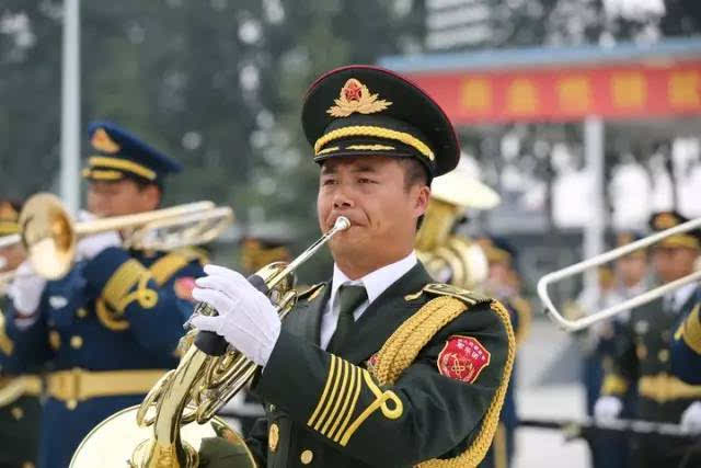 三军仪仗大队现任领导大队长——矢志不渝的领航者，三军仪仗大队大队长，矢志不渝的领航者风采