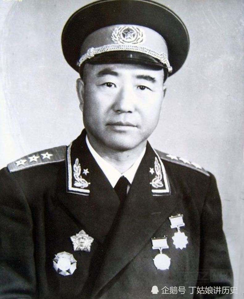 集团军最高长官是军长还是司令员,职责与定位解析,集团军最高长官的职责与定位解析,军长与司令员的比较探讨