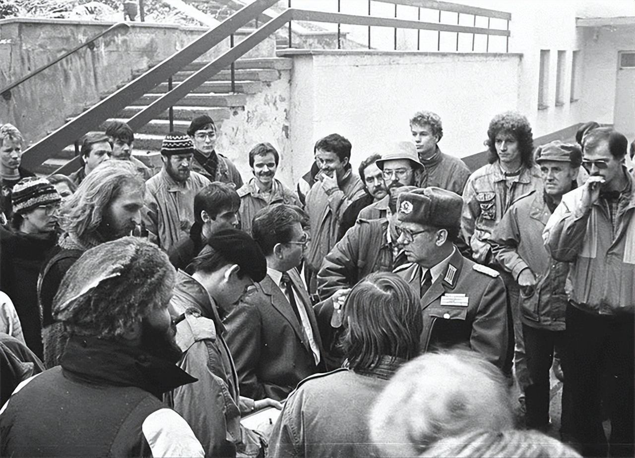 克格勃发现秦外，历史迷雾中的一次神秘交集，历史迷雾中的神秘交集，克格勃与秦外的秘密交汇点