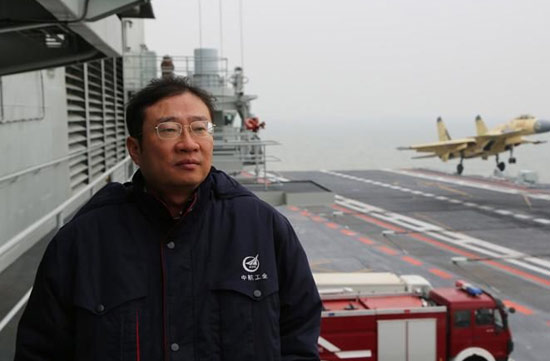 罗阳与歼-15战斗机，中国航空工业的杰出代表，罗阳与歼-15，中国航空工业的辉煌瞬间