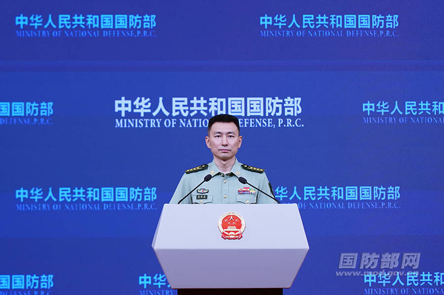 公安部长大还是国防部长，职责与权力的探讨，公安部长与国防部长职责与权力之比较，职务地位孰高孰低？