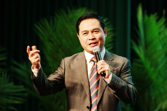 军事频道主持人