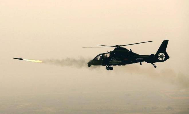 武装直升机会被无人机淘汰吗,技术演进中的未来空战形态展望,技术演进下的未来空战形态,武装直升机与无人机的竞争与挑战