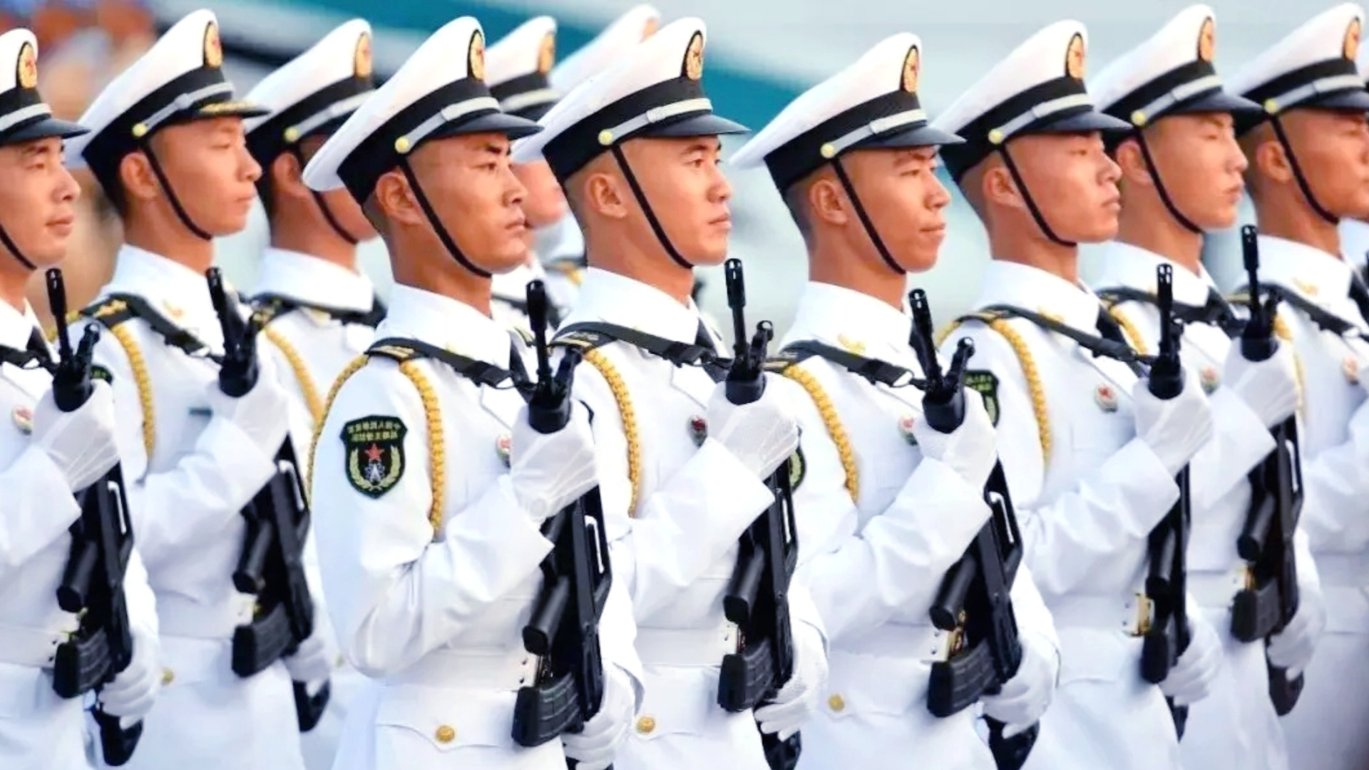 韩国阅兵步伐,传统与现代交融的力量展示,韩国阅兵,传统与现代交融的力量展现