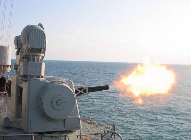 央视揭秘,中国海军新成员,172驱逐舰正式服役,央视揭秘,中国海军新成员172驱逐舰正式服役亮相海域