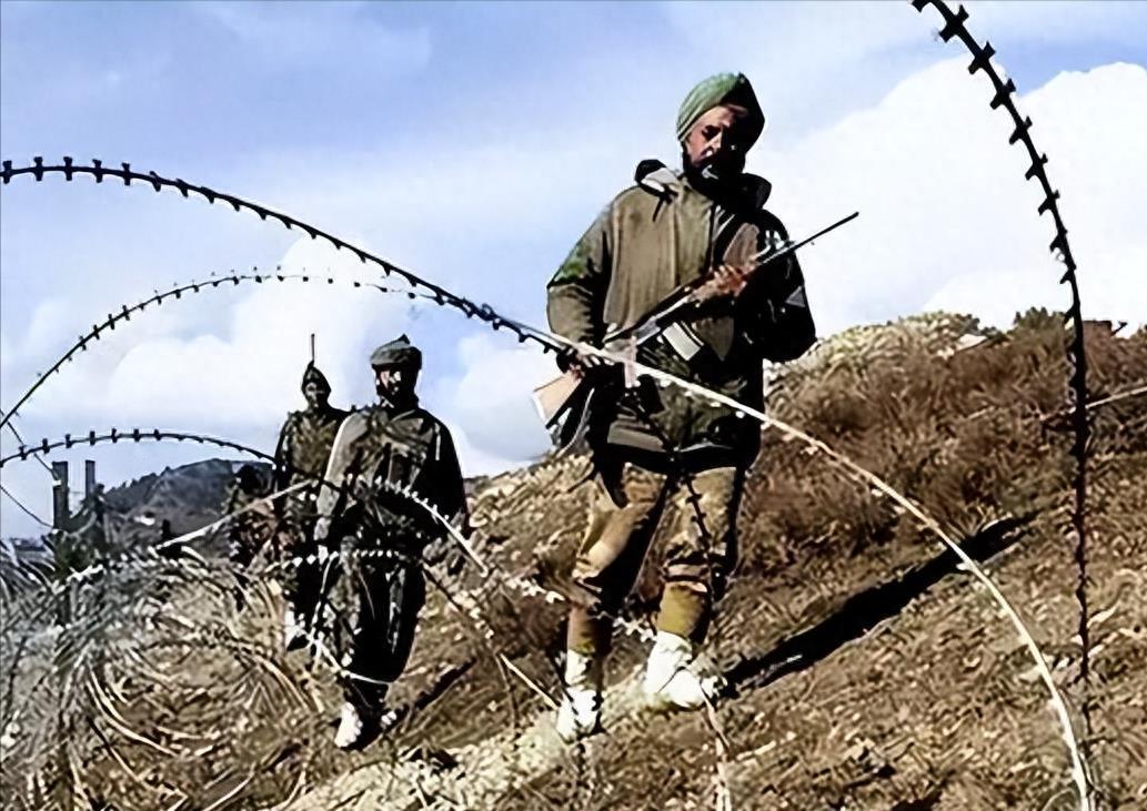 中印边境装备对比,实力与策略的较量,中印边境装备对比,实力与策略的较量分析