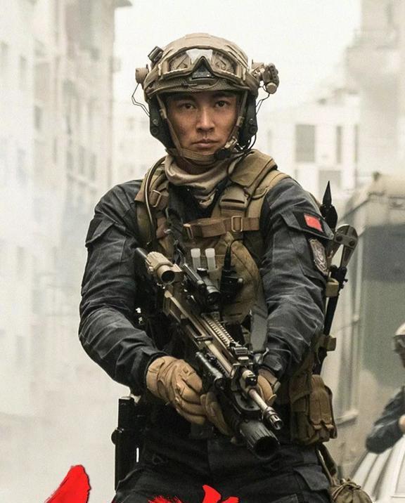 蛟龙突击队电影,战火中的英勇与荣耀,战火中的英勇,蛟龙突击队电影荣耀展现