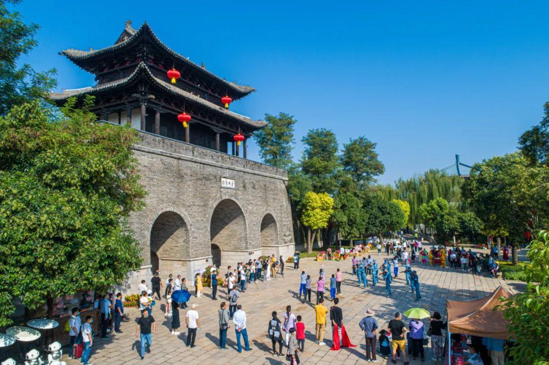 中央新闻13台直播视频,传递实时信息,展现多彩世界,中央新闻13台直播,实时信息传递与多彩世界展现