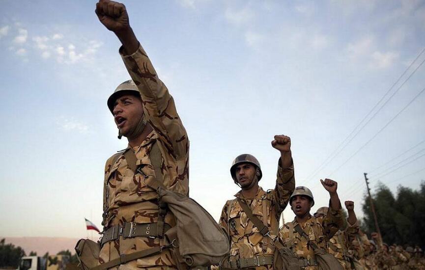 美军装备现身伊朗,背后隐藏的故事与深层影响,美军装备在伊朗的出现,背后的故事与全球影响揭秘