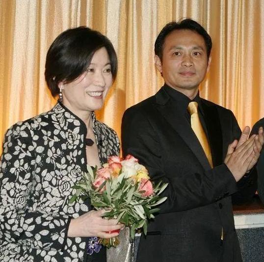 丁志诚前妻的身份揭秘,一段情感历程的探寻,丁志诚前妻身份揭秘,情感历程的探寻之旅