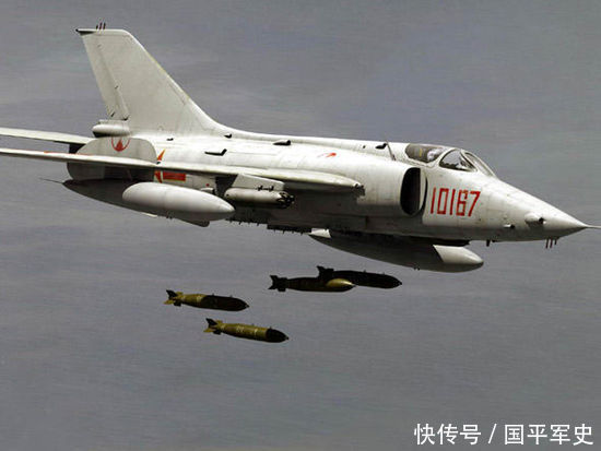 揭秘A-10攻击机的强大实力,揭秘A-10攻击机的强悍战斗力