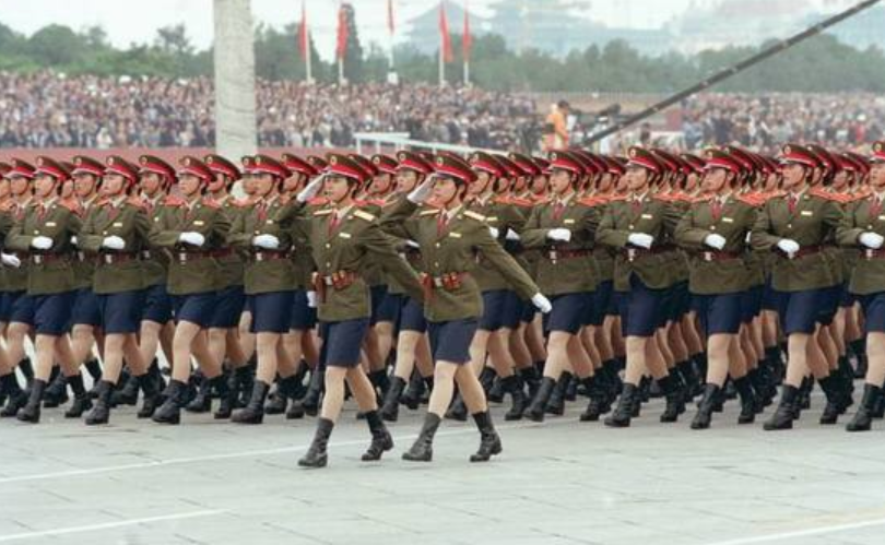 中国女兵方队身高,展现力量与荣耀的壮丽画卷,中国女兵方队身高,力量与荣耀的壮丽展示