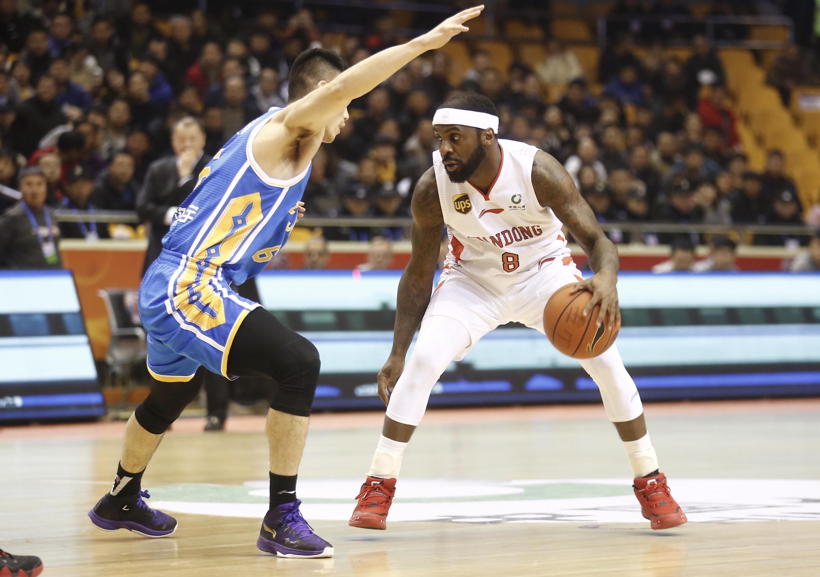 张庆鹏终结14连败,顽强拼搏的荣耀时刻,张庆鹏终结连败荣耀时刻,顽强拼搏的胜利之路