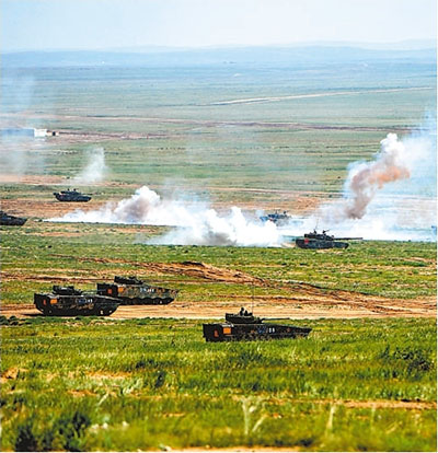 2004年朱日和军演,一场标志性的军事演练,2004年朱日和军演,标志性军事演练揭秘