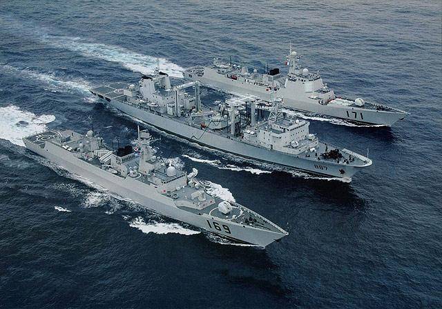 海军护卫舰与驱逐舰,护卫与驱逐之间的选择考量,海军护卫舰与驱逐舰的选择考量,护卫与驱逐之间的权衡