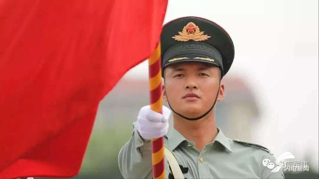 三面旗帜下的荣耀——纪念2019国庆大阅兵,纪念国庆大阅兵,三面旗帜下的荣耀时刻