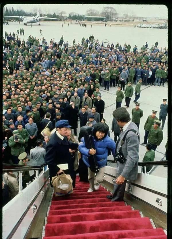 揭秘2024征兵女兵最新标准——塑造新时代巾帼英雄,揭秘新时代巾帼英雄,2024征兵女兵最新标准解析