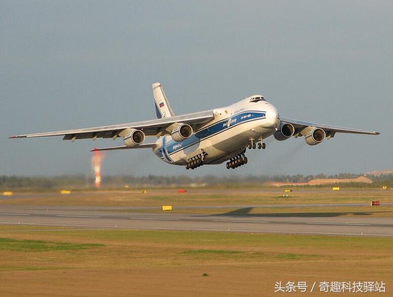 战斗机的类型及其特点,战斗机类型概览与特点解析