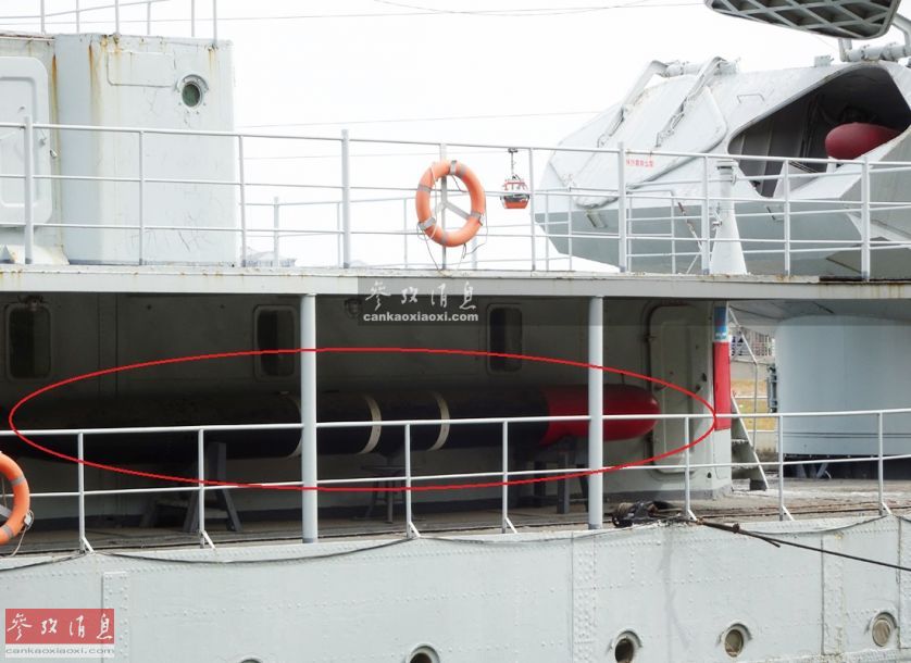 三联装鱼雷发射管，现代海军的致命武器，三联装鱼雷发射管，现代海军的致命利器