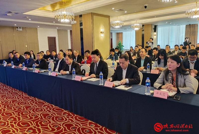 丁宏武,一位引领时代的杰出人物,丁宏武,时代引领者的杰出风采